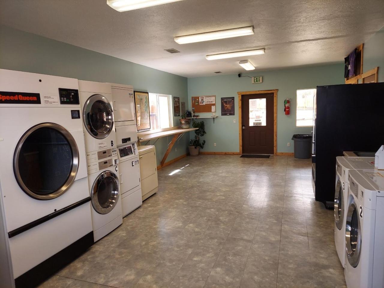 Canyons Of Escalante Rv Park 외부 사진
